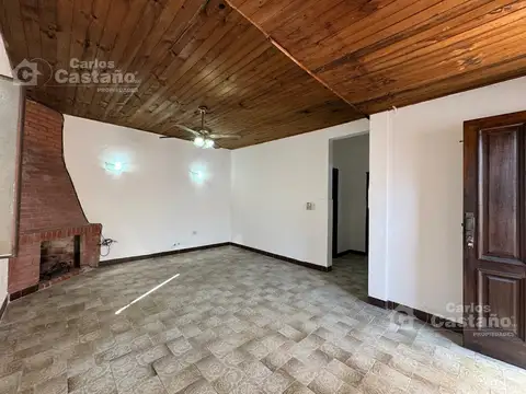 Casa 3 ambientes con 2 baños