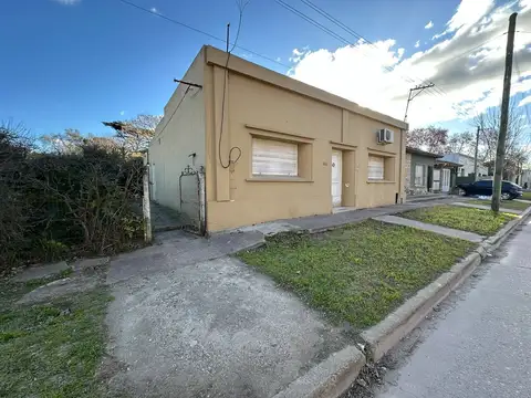 Casa en Venta para refaccionar en S.A. de Areco