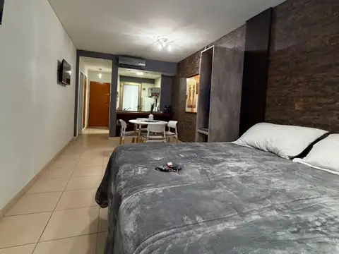 MONOAMBIENTE CON PATIO EN ALQUILER VILLA RIACHUELO