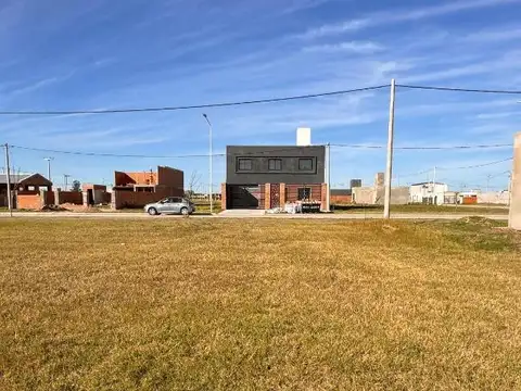 Terreno en Venta de 303,0 m2