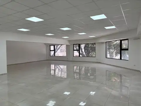 Local en Alquiler en Barracas, $ 4.000.000