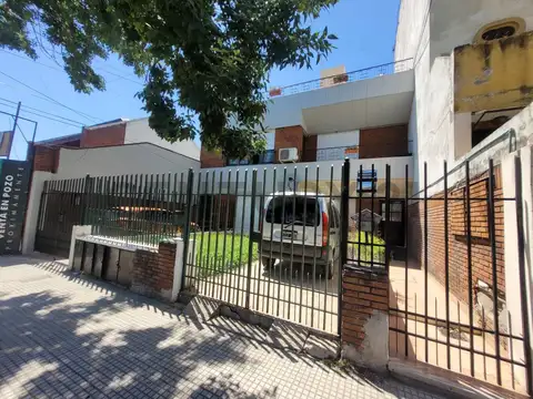 Avenida Castañares 5400, Piso 0
