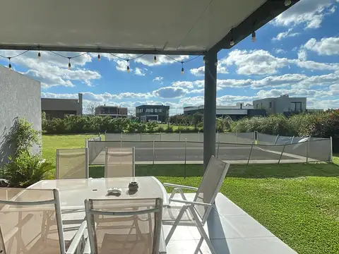 Casa en Venta en Puertos - Barrio Vistas, USD 360.000