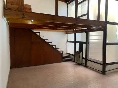 Oficina en alquiler, céntrica. La Plata