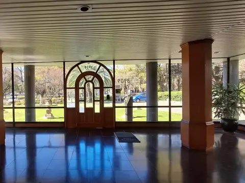 REMODELADO Departamento 4 ambientes c/guardacoche en venta en Villa Martelli