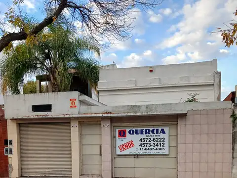 CASA 6 AMBIENTES S/LOTE 8,66 X 29 ANTIGUA PARA REMOZAR