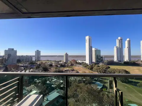 Avenida Caseros 100