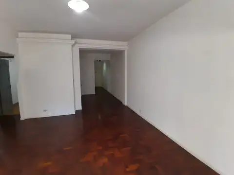 Avenida Acoyte 200, Piso 1