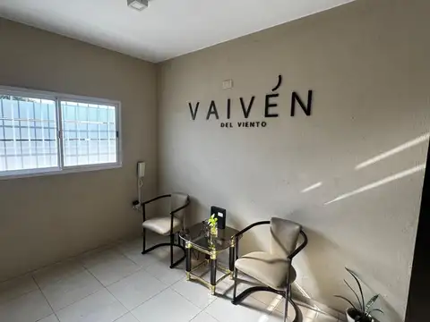 Oficina en Alquiler en Cerro De Las Rosas, $ 365.000
