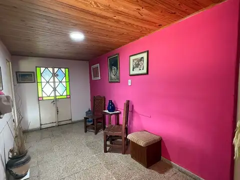 Casa 4 ambientes con 1 baño