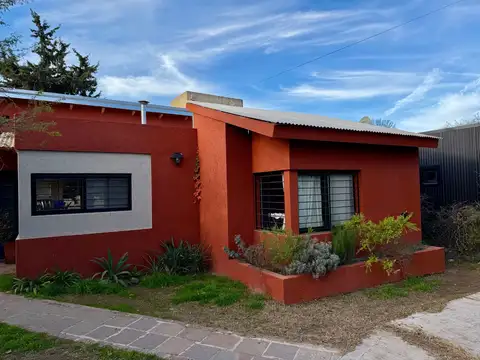 Casa de 2 dormitorios en Unquillo 