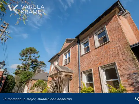 Casa 9 ambientes con 5 baños