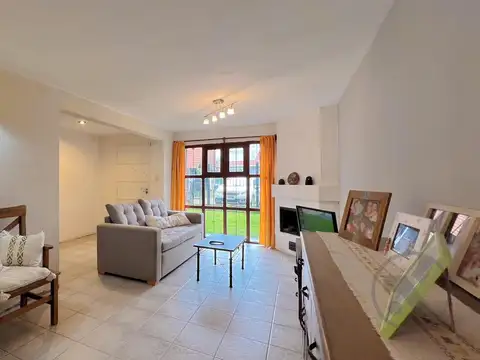 VENTA | DUPLEX 3 AMBIENTES CON PARQUE Y COCHERA | CAISAMAR