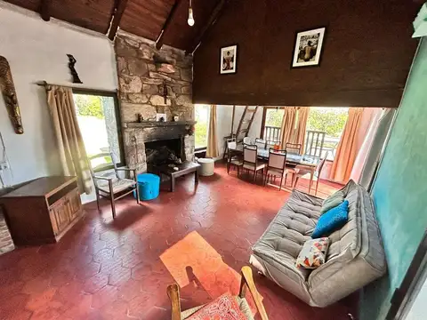 Casa 4 ambientes con 1 baño