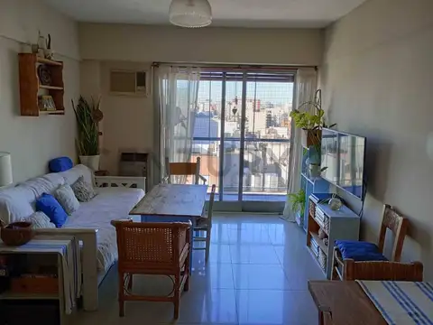 OPORTUNIDAD. EN VENTA 4 AMBIENTES CON BALCÓN VISTA PANORAMICA  EN CABALLITO
