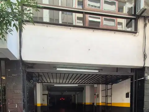VENTA COCHERA CENTRO-  CORRIENTES 1800