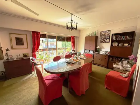 Avenida Juan Bautista Alberdi 2000