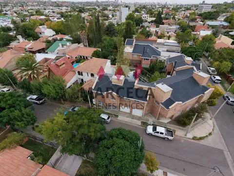 DEPARTAMENTO EN VENTA DOS DORMITORIOS CON COCHERA BARRIO HUILLICHES