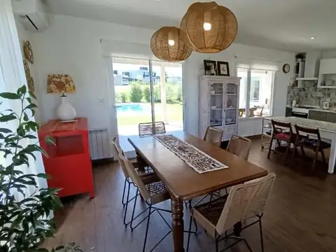Casa en Alquiler Temporal de 4 dormitorios