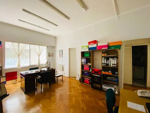 VENTA OFICINA EN EDIFICIO APTO PROFESIONAL RETIRO