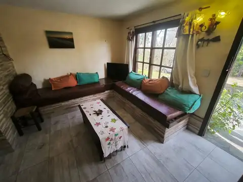 Depto Tipo Casa 3 ambientes con 2 baños