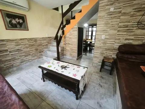 Depto Tipo Casa en Venta con 1 cocheras