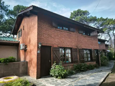 Depto Tipo Casa en Venta de 3 ambientes