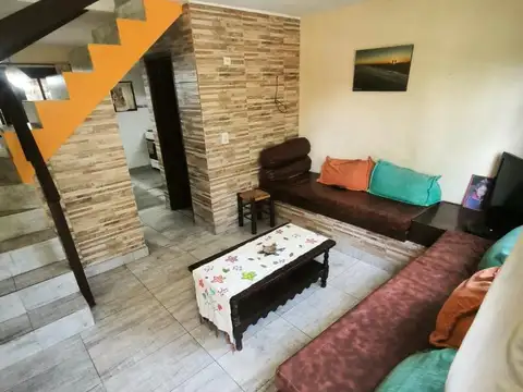 Depto Tipo Casa en Venta en Centro, USD 87.000