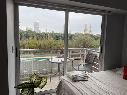 Palermo. Sinclair y Cerviño. Exc amplio monoamb. Baño completo. Balcón aterrazado. Vista abierta APTO PROF