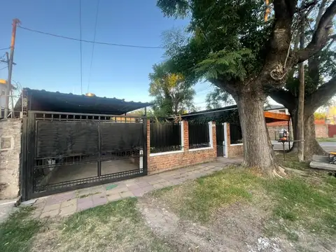 ORR. Oportunidad de Venta de casa con local y dpto.