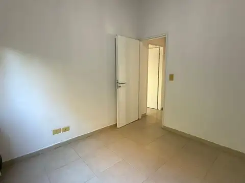 Casa amplia en alquiler