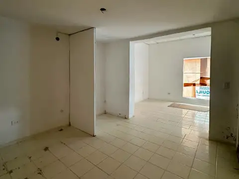 Local en Alquiler en Corrientes, $ 700.000