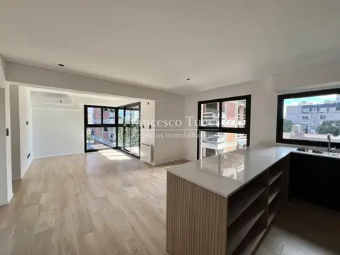 Departamento en venta 3 ambientes con cochera en Ituzaingó