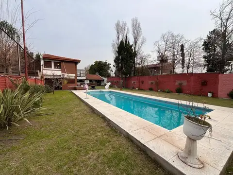 Casa en Venta en Castelar Norte, USD 450.000