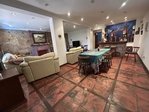 Casa en Venta de 6 dormitorios