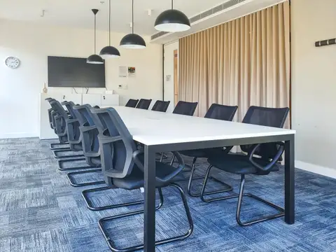 Oficina en Alquiler en Carrasco , USD 5.197