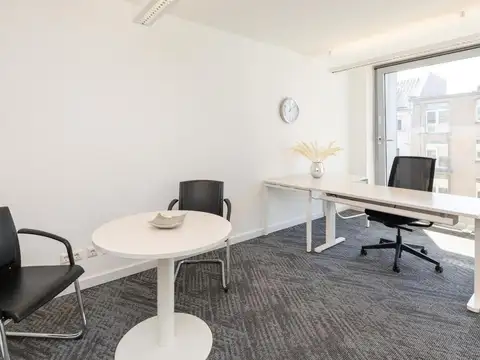 Dirección de oficina virtual flexible en Montevideo, Carrasco Valley