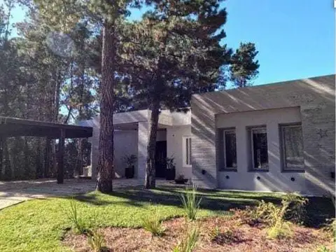 Casa  en Venta en Pinamar, Costa Atlántica, Buenos Aires