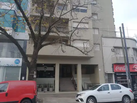7 e/ 43 y Plaza Italia 560 9ºA
