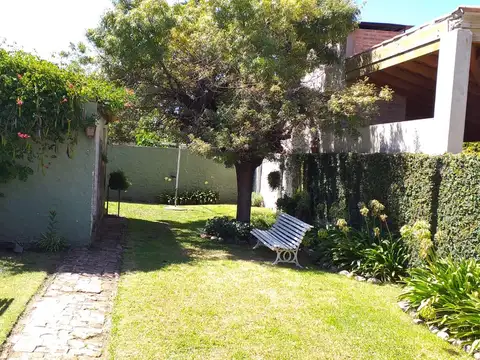Casa a la venta en Lujan