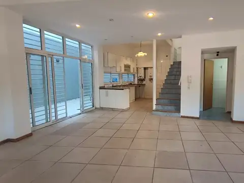 Casa en Alquiler de 3 dormitorios
