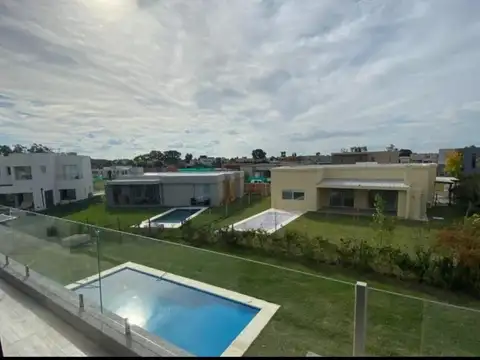 Casa en Venta, Haras Santa Maria - Escobar  - GBA Norte