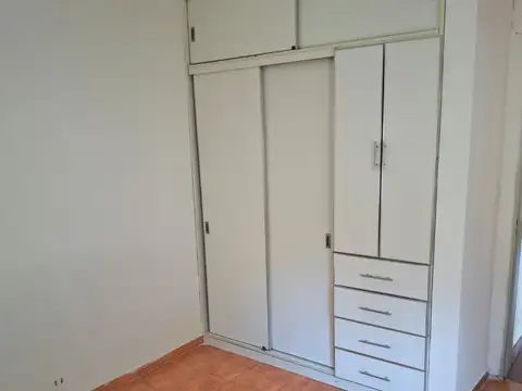 Depto Tipo Casa en Alquiler en Lomas del Millon, $ 400.000