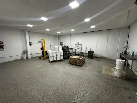 Galpon en Alquiler A Estrenar