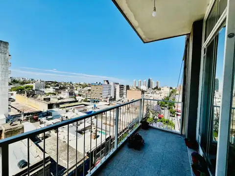 VENTA DEPTO 3 DORM CON BALCON CENTRO