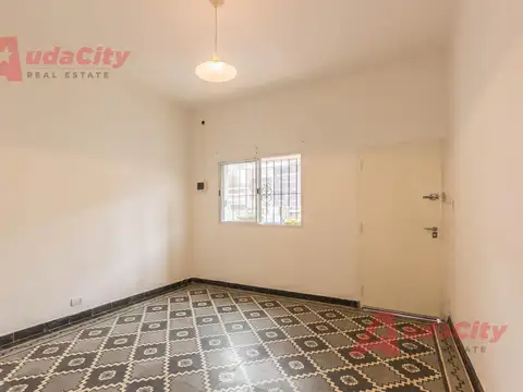 Depto Tipo Casa en Venta al Este