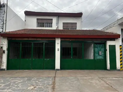 CASA TIPO PH - 3 AMBIENTES - MORENO