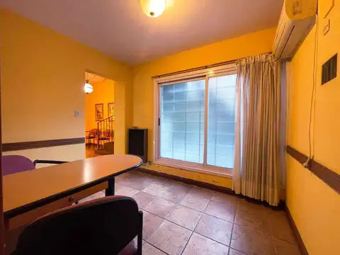Casa 6 ambientes con 3 baños