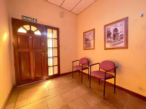 Venta casa 6 amb patio galpón cochera Villa Raffo