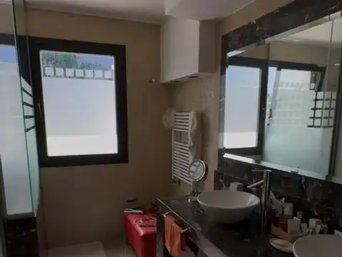 EXCELENTE CASA EN VENTA EN CONCORDIA